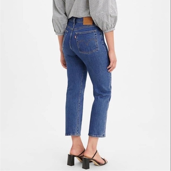 Levi’s Wedgie Jeans Distressed Buttonfly - Picture 2 of 9